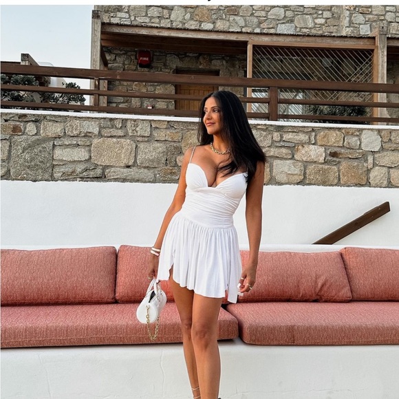 Louis Vuitton Papillon BB Monogram Empreinte Leather in Pastel Light Pink - Picture 15 of 15